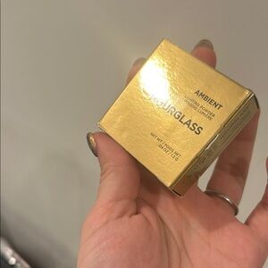 Mini Hourglass Ambient Lighting Powder - Luminous Light
